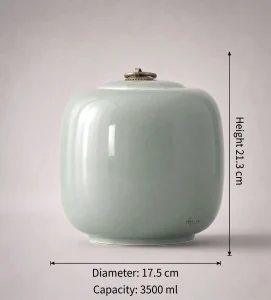 Size guide for the light green ceramic cremation urn displaying dimensions: height 21.3 cm, diameter 17.5 cm, and a volume capacity of 3500 ml.